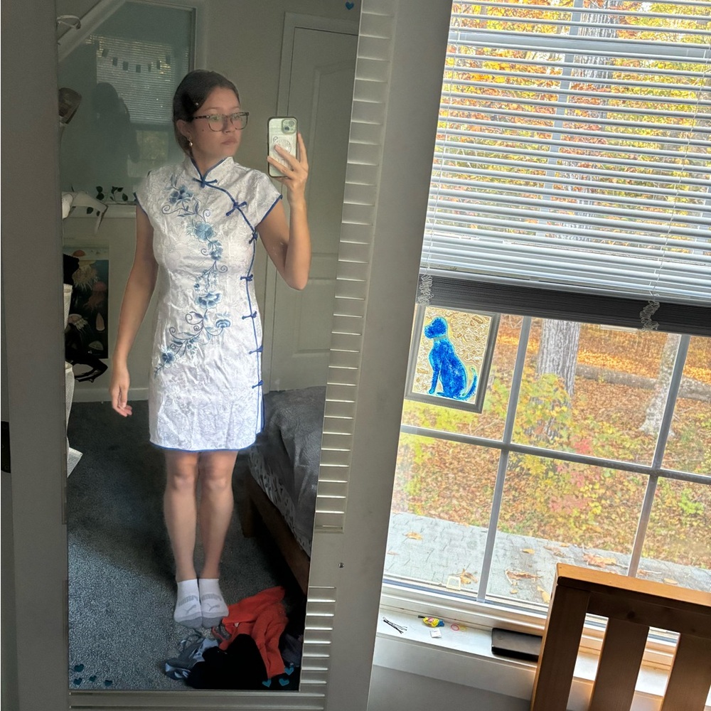 White and blue traditional Chinese dress